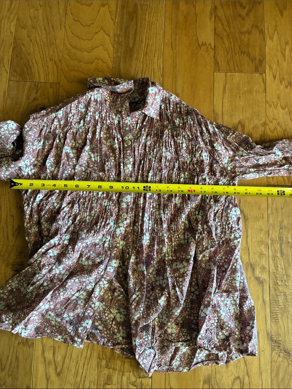 Pilcro floral button down XS - Picture 7 of 7